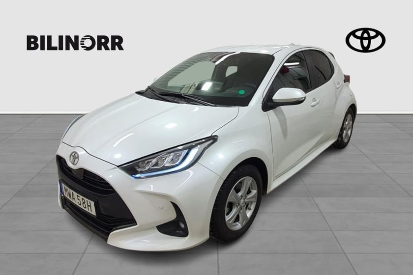 Bild 1 av Toyota Yaris Hybrid 1,5 130 5D STYLE V-HJUL