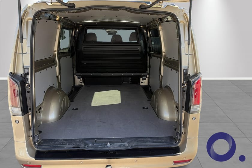 Bilde 5 av Mercedes-Benz Vito 119 CDI 4x4 3.0t Pro Star / / 9trinns / Krok / Facelift / 190HK /