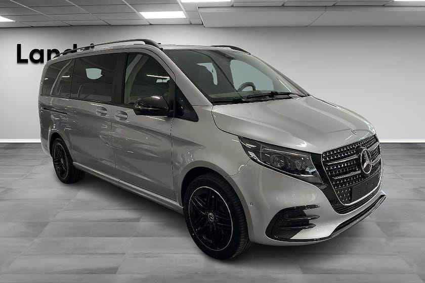 Bild 3 av Mercedes-Benz V 300d 4MATIC 3.2t 300 Lång Avantgarde 7-Sits *OMG LEV*