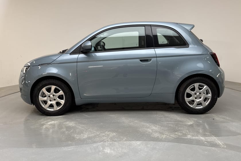Bild 2 av Fiat 500e (118hk) Lågmilad Nyservad