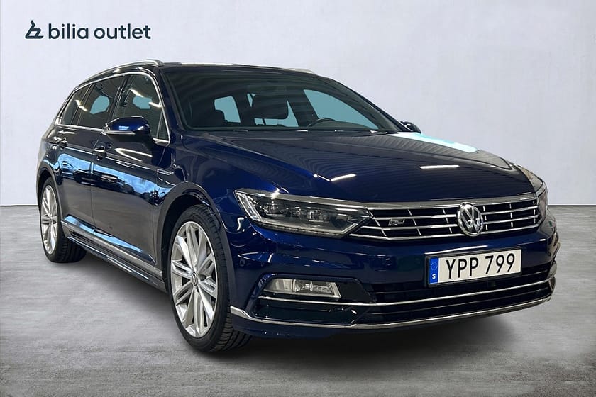 Bild 4 av Volkswagen Passat Sportscombi SC 2.0 TSI 4Motion GTR 280hk Carplay B-kamera Dragkrok