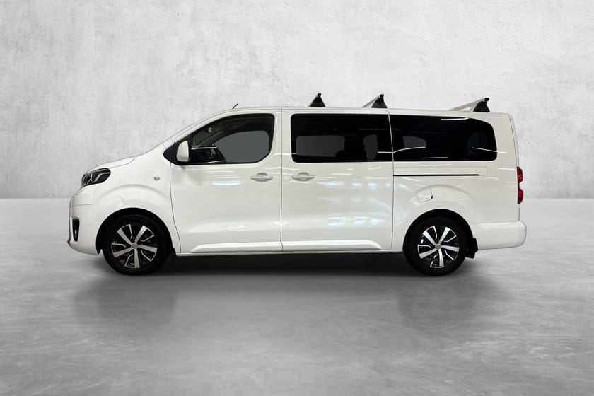 Bilde 2 av Toyota Proace Verso Lang L2 1.5 Diesel Executive Shuttle 9s