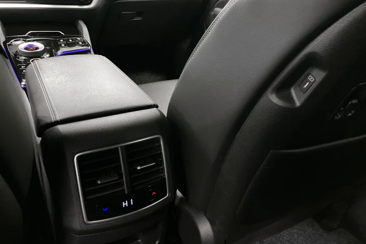 picture of a car