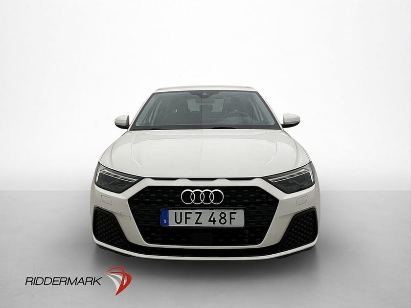 Bild 2 av Audi A1 Sportback 30 TFSI 110hk Proline Cockpit Sensorer CarPlay