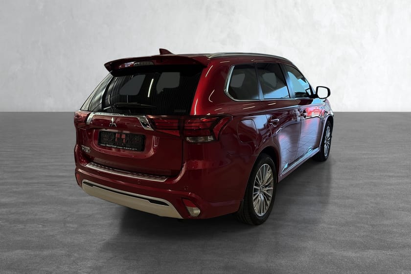 Bilde 4 av Mitsubishi Outlander PHEV Norsk bil med 7 års garanti