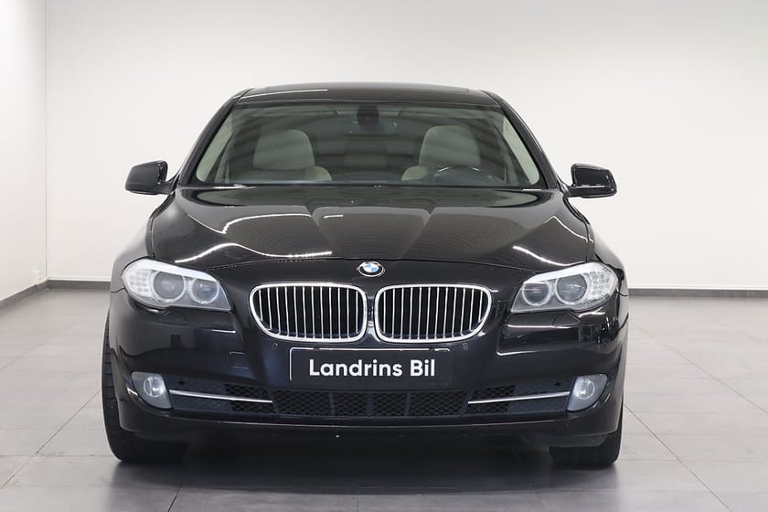 Bild 2 av BMW 535d Sedan 535 Steptronic Pano Navi