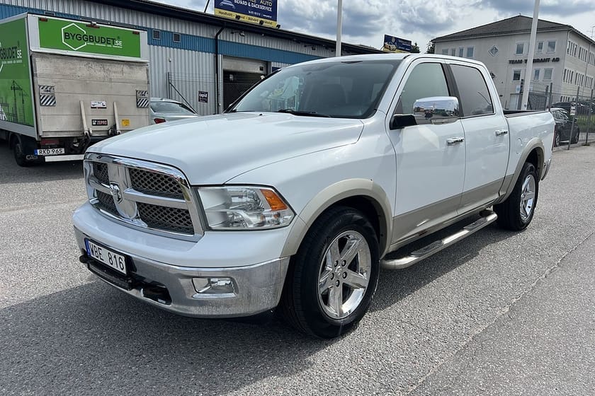 Bild 1 av RAM 1500 Crew Cab Dodge 5.7 V8 HEMI 4x4
