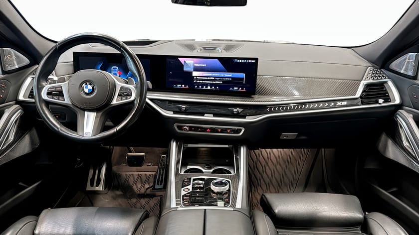 Bild 4 av BMW X6 xDrive30d M-Sport B&W Pano Drag Komfortstol