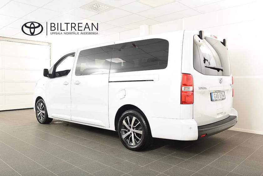 Bild 2 av Toyota Proace Verso 2.0 D-4D Premium Long 8-sits 180hk Värmare