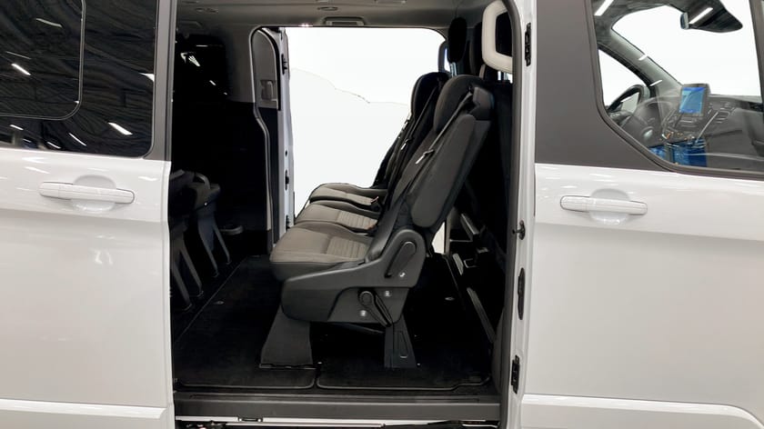 Bild 5 av Ford Tourneo Custom 320 TOURNE L2 TITANIUM