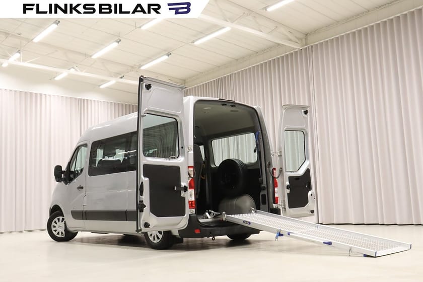 Bild 4 av Renault Master Kombi dCi 125HK 9-Sits Luftfjädring Ramp EnÄgare