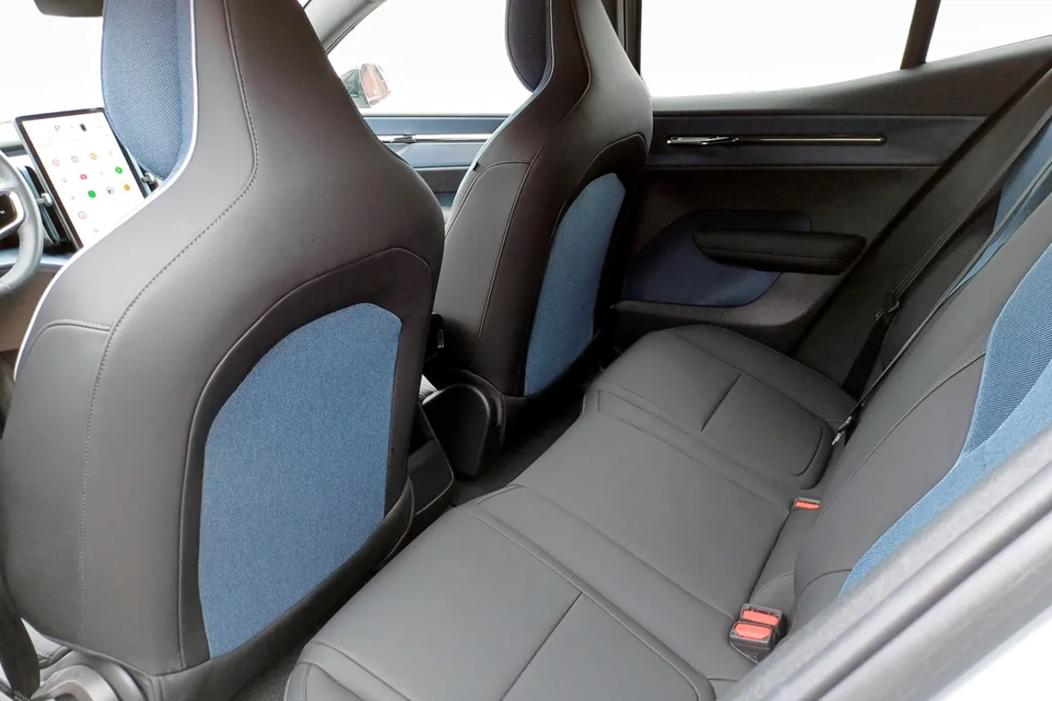 Volvo EX30 Single Motor Extended Range