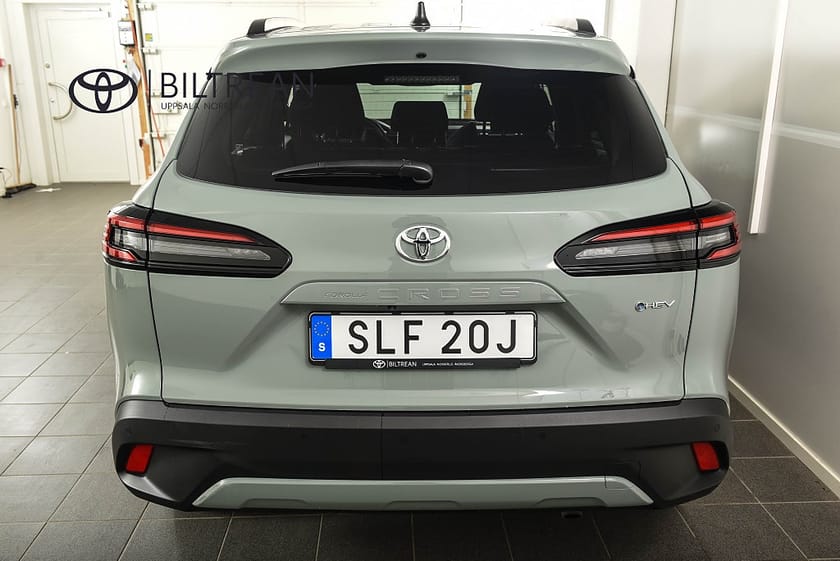 Bild 4 av Toyota Corolla Cross Hybrid 1,8 Elhybrid Style Navi Backkamera Drag Nya Modellen
