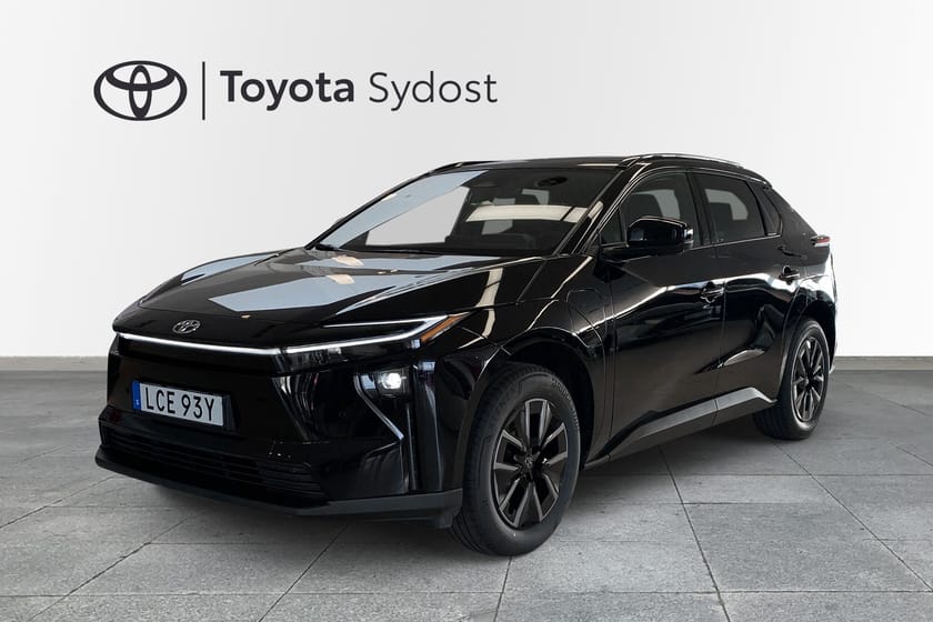 Bild 1 av Toyota bZ4X 224hk Navi Rattvärme 360 kamera  Elbagagelucka