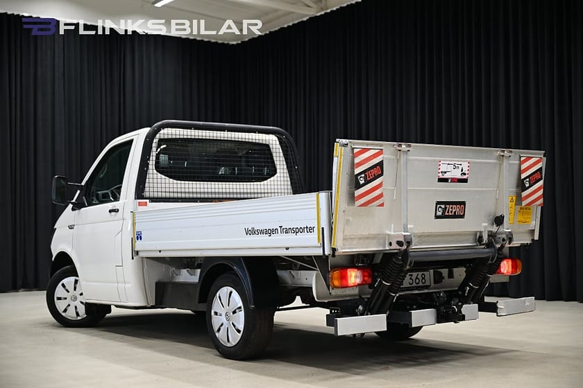 Bild 4 av Volkswagen Transporter Chassi Cab DSG 150HK Flak|BG-Lyft|Drag|Värmare|Lågmil|Leasbar