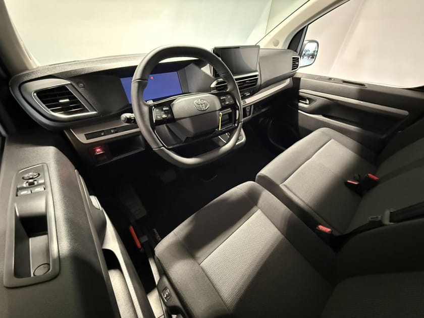 Bilde 5 av Toyota Proace Verso Electric Long 75 Lang 9-Seter/Cruise/Oppv.ratt/Navi/Kam/Dab+