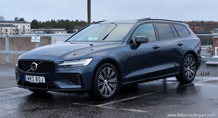 Bild 2 av Volvo V60 T8 2.0 Recharge AWD R Design S/V-hjul