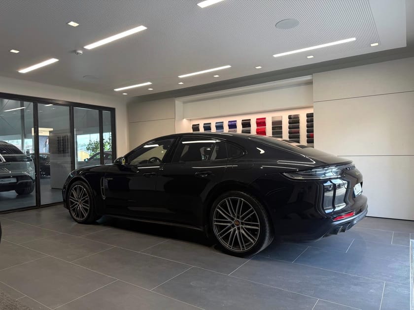 Bild 4 av Porsche Panamera 4 E-Hybrid / Platinum Edition