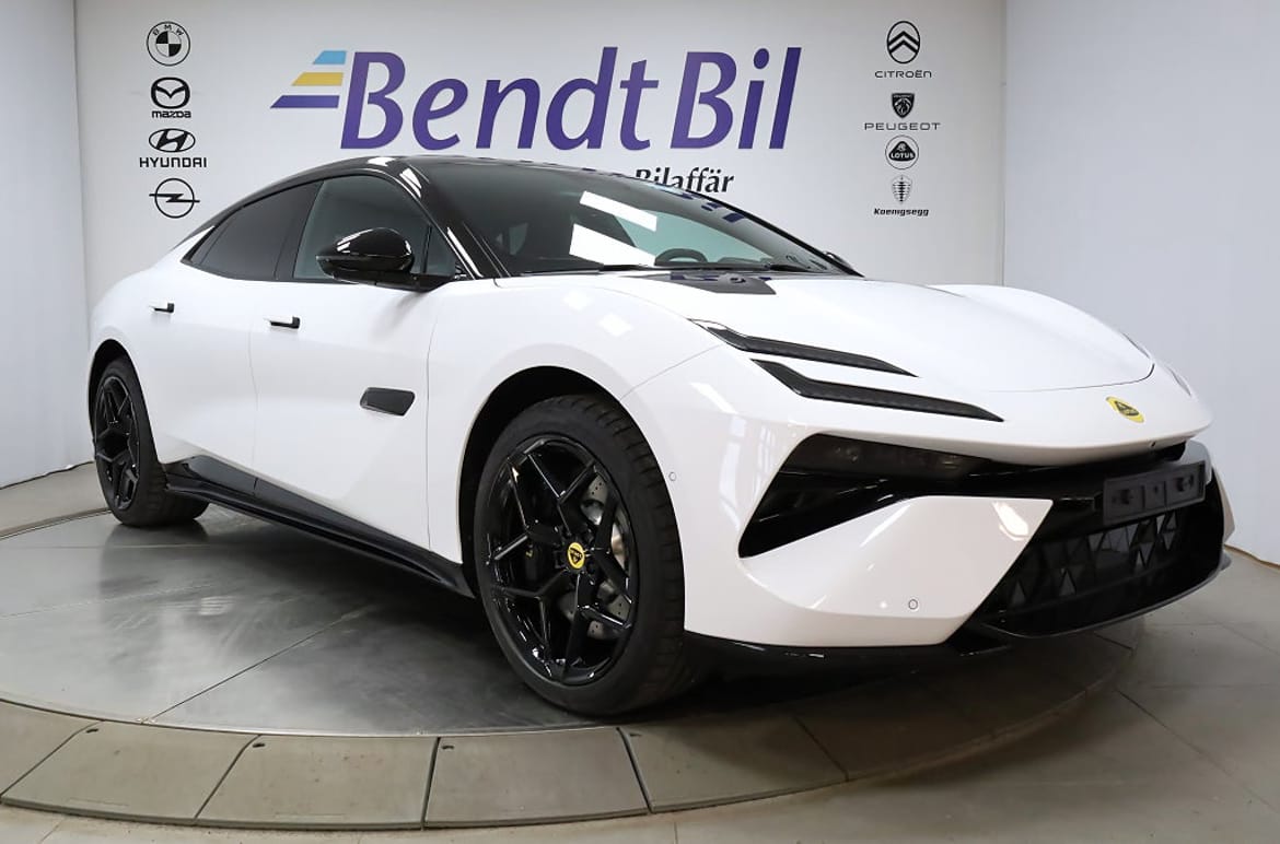 Lotus Emeya 2025