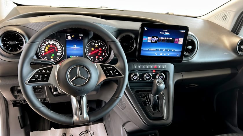 Bild 4 av Mercedes-Benz Citan 112 CDI SKÅP L2 SPECIAL EDITION
