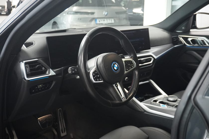Bild 4 av BMW i4 M50 xDrive Gran Coupé Fully Charged DAP Pano H K 20