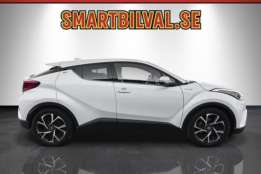 Bild 4 av Toyota C-HR Hybrid CVT X-Edition Skinn JBL bkamera
