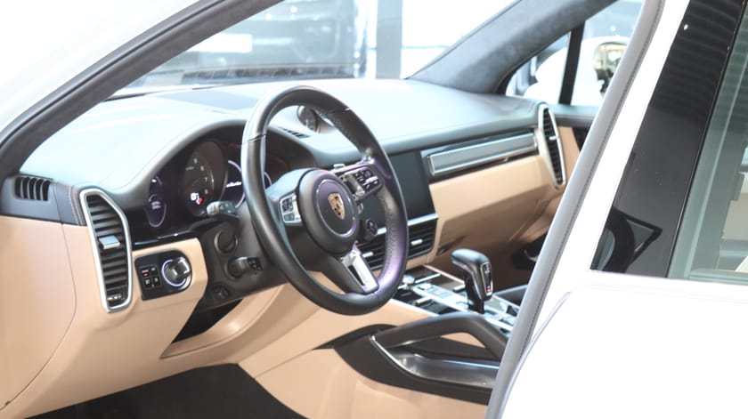 Bild 3 av Porsche Cayenne Turbo 550hk