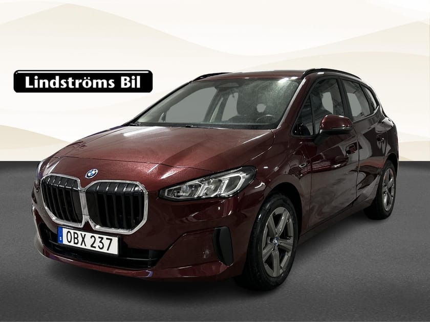 Bild 1 av BMW 230e xDrive Active Tourer Steptronic 326hp