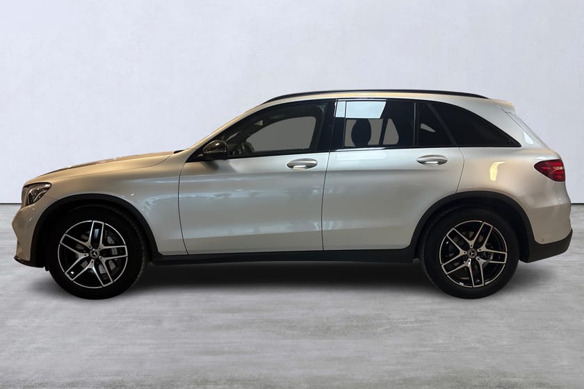 Bild 2 av Mercedes-Benz GLC 220 d 4MATIC 220d AMG-Line