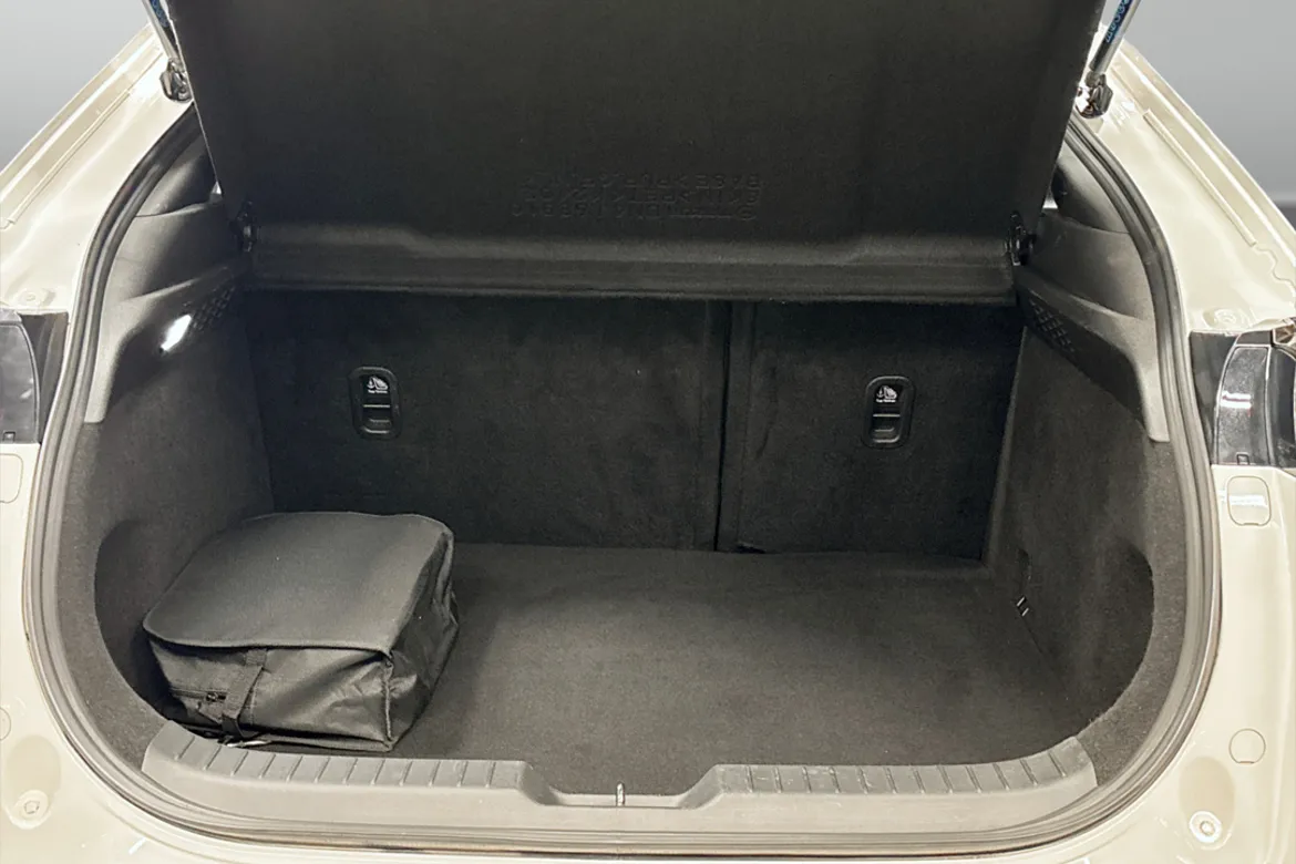 Mazda MX-30 e-Skyactiv EV