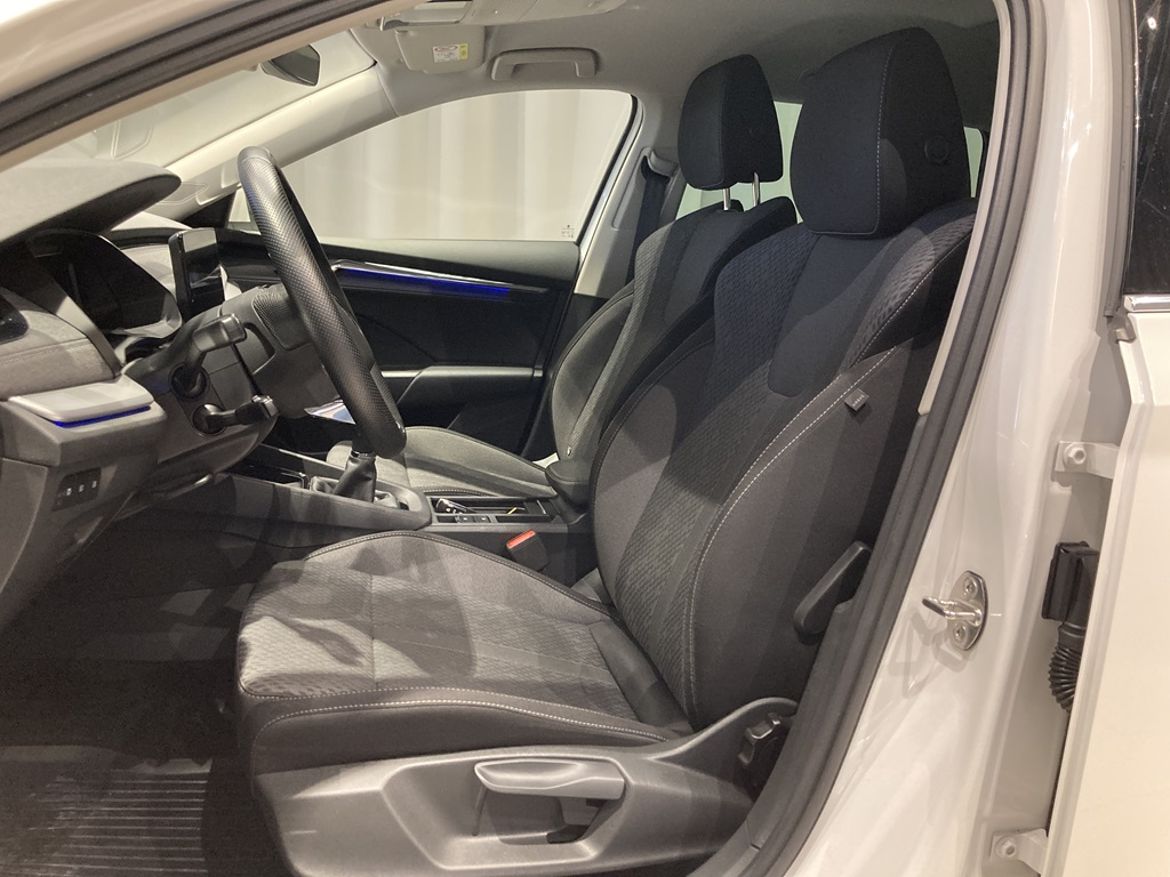 Škoda Octavia Combi 1.0 TSI Manual, 110hp, 2023