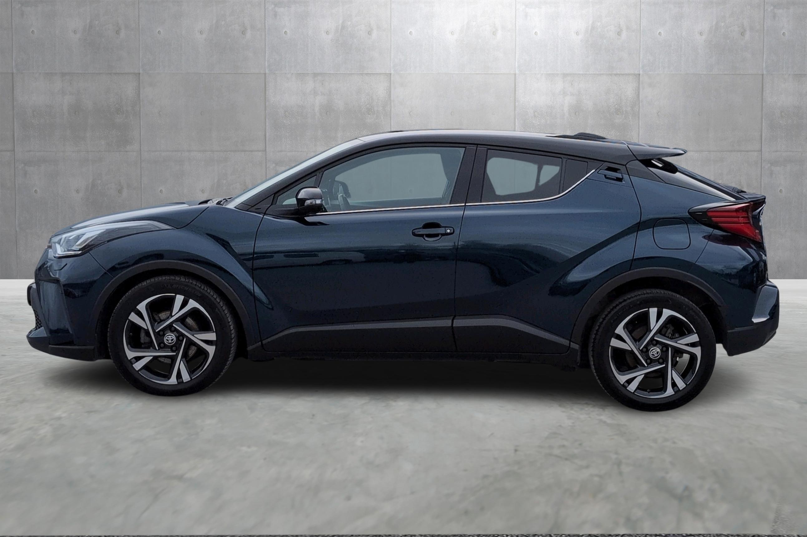 Thumnail bilde 1 av Toyota C-HR Hybrid