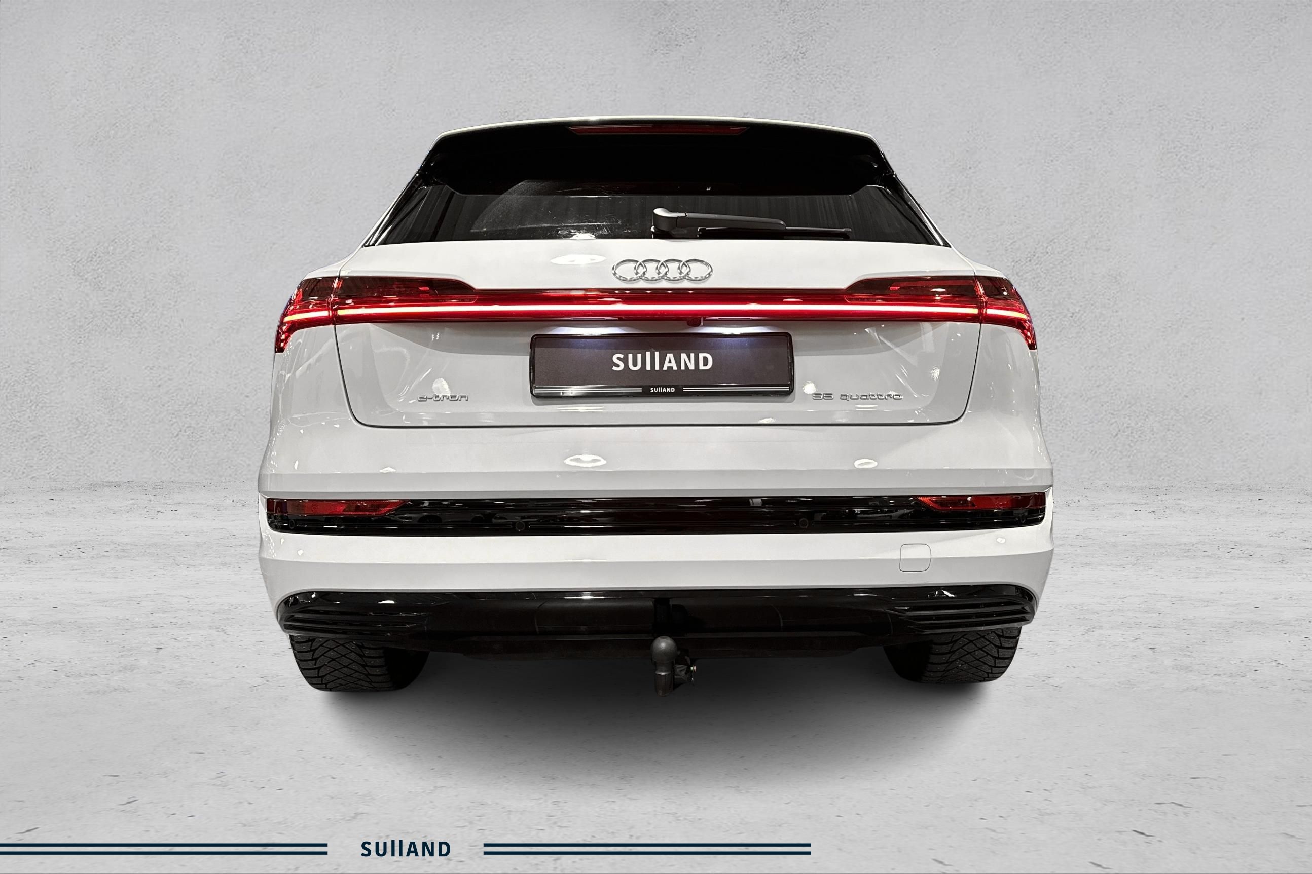 Thumnail bilde 3 av Audi e-tron 55 quattro