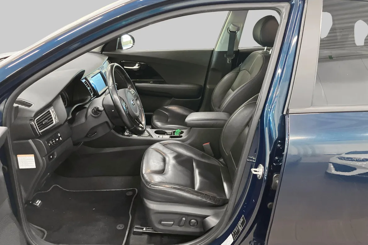 picture of a car