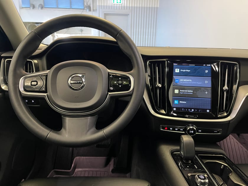 Bild 5 av Volvo V60 Recharge T6 Plus Bright / 360 kamera / Panoramaglastak /