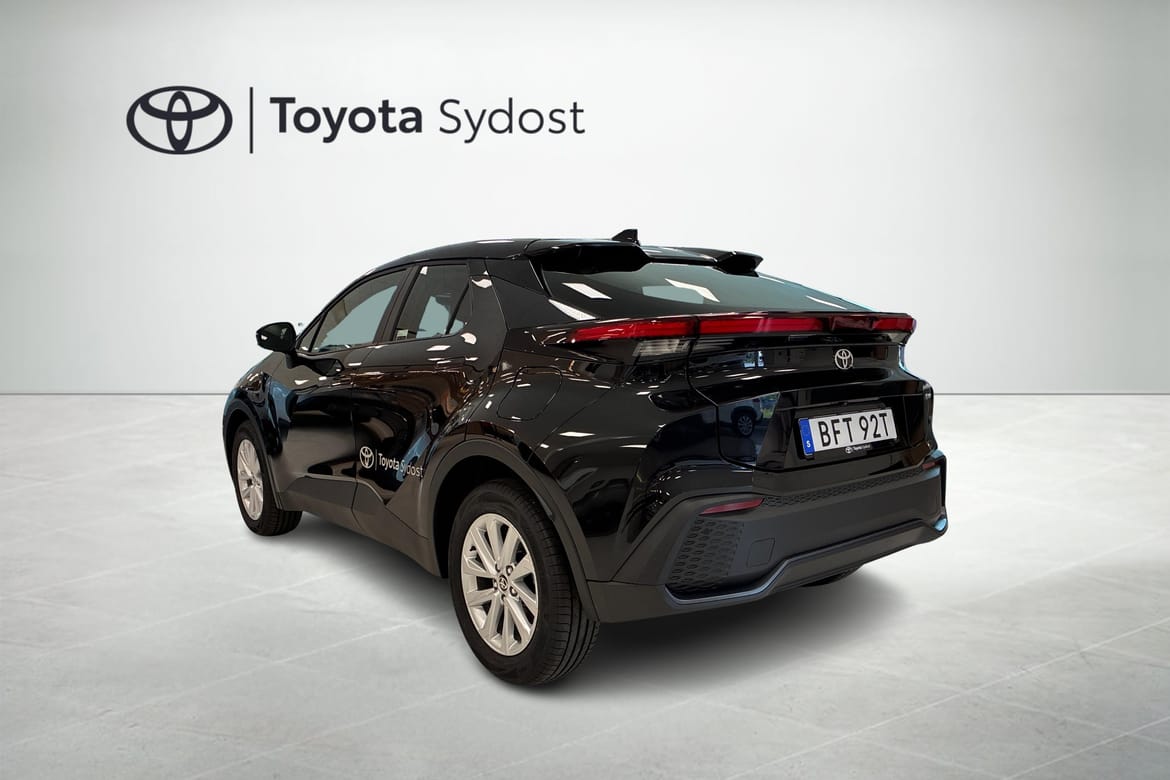 2 / 18