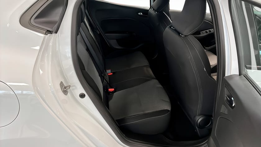 Bild 5 av Renault Clio 1,99 % RÄNTA 1.0 TCe EVOLUTION CARPLAY