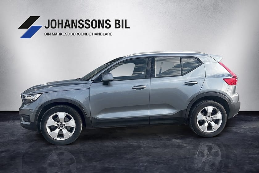 Bild 2 av Volvo XC40 D4 AWD Momentum Intro Edition Helskinn Värmare Drag