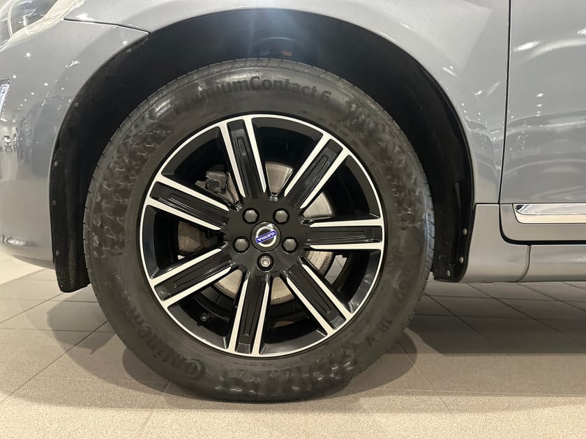 Bild 5 av Volvo XC60 T5 Summum Business E, Sensorer fram/bak, Eluppvärmt baksäte