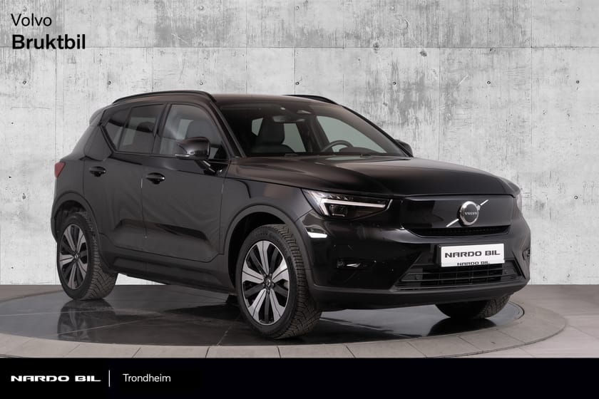 Bilde 1 av Volvo XC40 Recharge Single Motor Plus 231 hk. Varmepumpe/VOC/Adaptiv CC/El sete minne