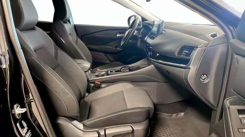 Bild 3 av Nissan Qashqai e-POWER Black Edition 190Hk / HUD / 360° / CarPlay