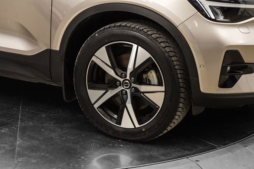 Bilde 2 av Volvo XC40 Recharge Twin motor ULTIMATE KROK/ KAMERA360/ SOLTAK/ ACC/ VARMEPUMPE ++