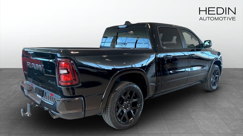 Bild 2 av RAM 1500 Crew Cab Laramie Night Edition 3.0L 420hk AT8 4WD