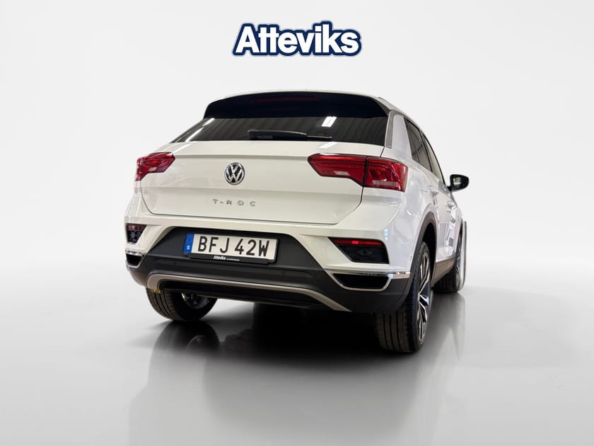 Bild 5 av Volkswagen T-Roc 19"| Elbaklucka | Parkeringsvärmare | Nyservad