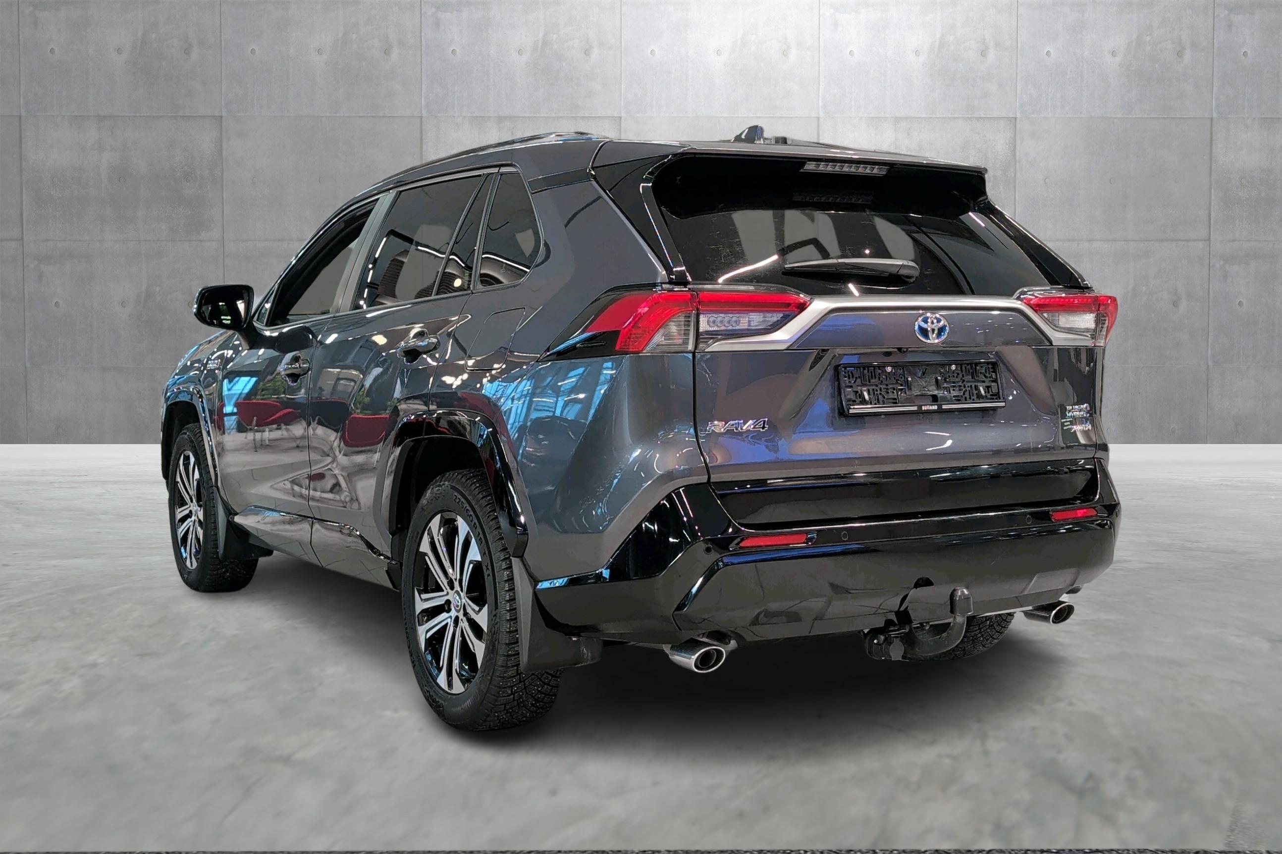 Thumnail bilde 2 av Toyota RAV4 Plug-in Hybrid