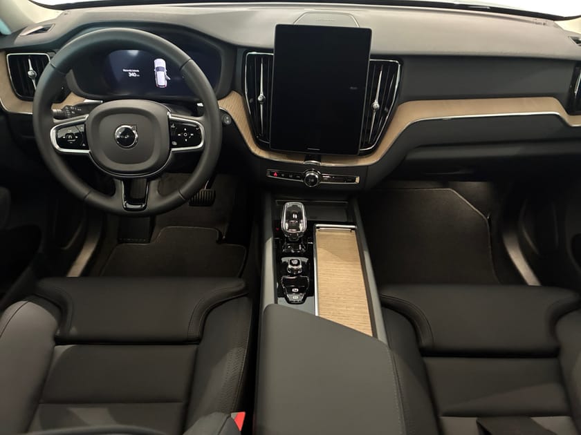 Bild 5 av Volvo XC60 T6 Plus Dark Nordic Edition