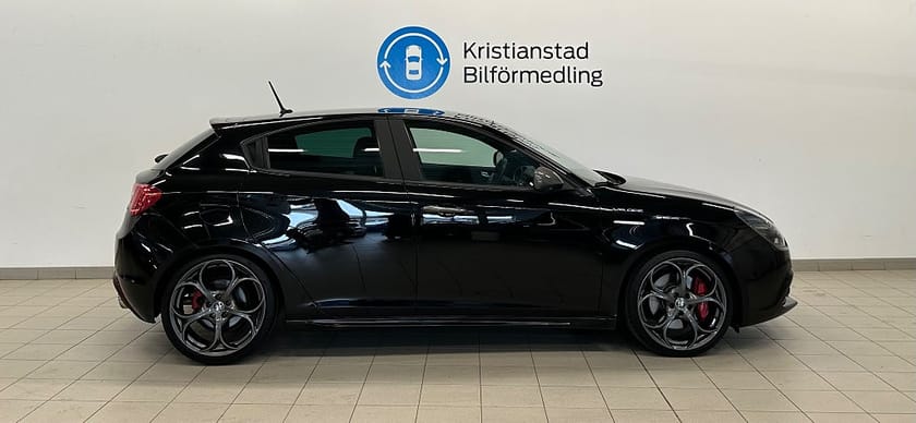 Bild 4 av Alfa Romeo Giulietta Veloce 1.75 240 Hk TCT Navigation, BOSE