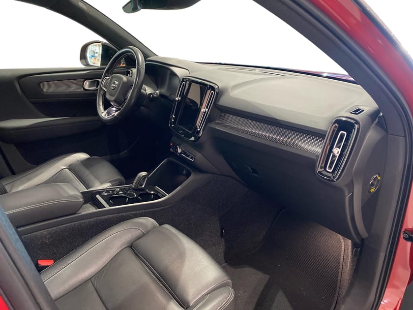 Bild 4 av Volvo XC40 Recharge T5 R-Design