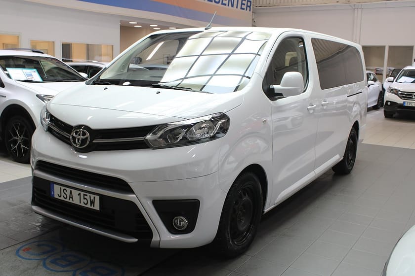 Bild 1 av Toyota Proace Verso 2.0 D-4D Euro 6 9-Sits / Moms/ carplay