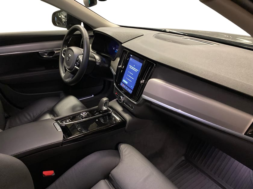 Bild 4 av Volvo V90 T6 Plus Dark Nordic Edition - 360&HarmanKardon!